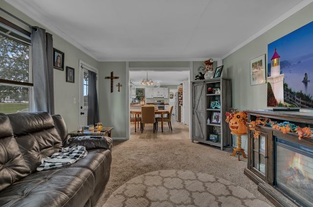 1825 Frontage Road N, Waite Park, MN 56387