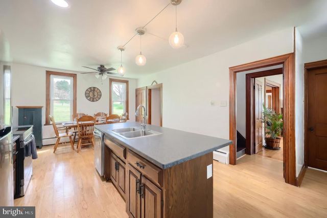 5185 GLEN ECHO RD, Glen Rock, PA 17327