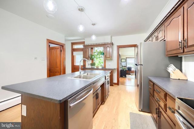 5185 GLEN ECHO RD, Glen Rock, PA 17327