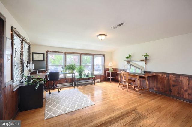 5185 GLEN ECHO RD, Glen Rock, PA 17327