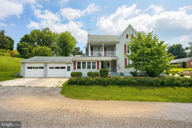 5185 GLEN ECHO RD, Glen Rock, PA 17327