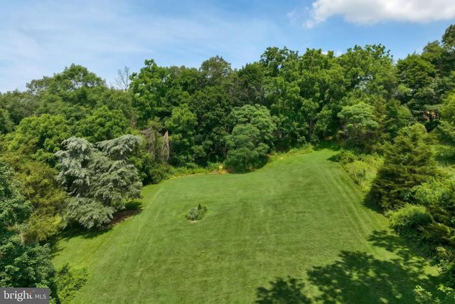5185 GLEN ECHO RD, Glen Rock, PA 17327