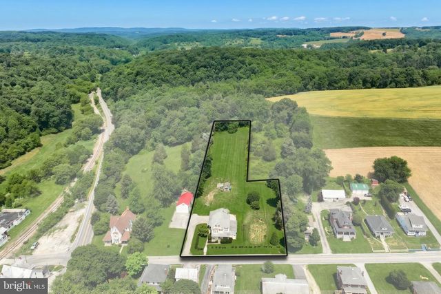 5185 GLEN ECHO RD, Glen Rock, PA 17327