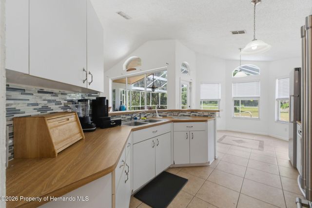 2419 E Stage Coach Trail, Inverness, FL 34452