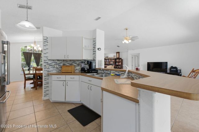 2419 E Stage Coach Trail, Inverness, FL 34452