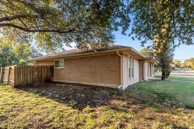 1812 Trinity Drive, Waco, TX 76710