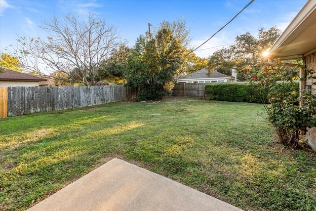 1812 Trinity Drive, Waco, TX 76710