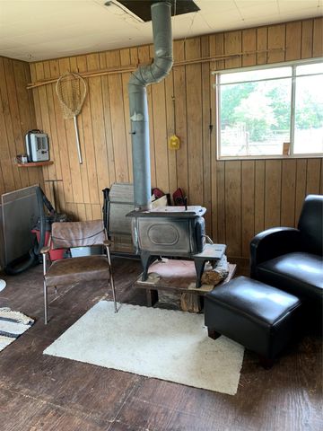 276 Ott RD, Rosanky, TX 78953