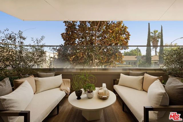 8420 W Sunset Boulevard 107, West Hollywood, CA 90069