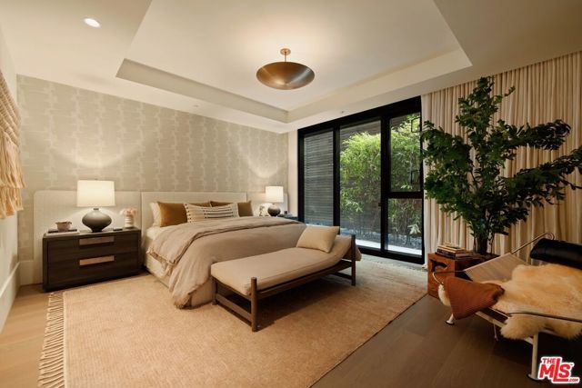 8420 W Sunset Boulevard 107, West Hollywood, CA 90069