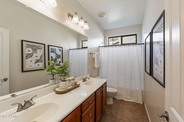 2989 S FISHER Lane, Gilbert, AZ 85295