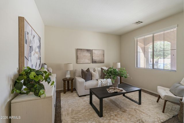 2989 S FISHER Lane, Gilbert, AZ 85295
