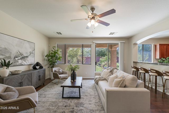 2989 S FISHER Lane, Gilbert, AZ 85295