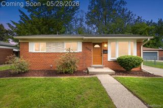 23015 Tuck Road, Farmington Hills, MI 48336