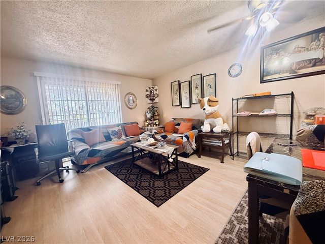 3823 South Maryland Parkway N9, Las Vegas, NV 89119