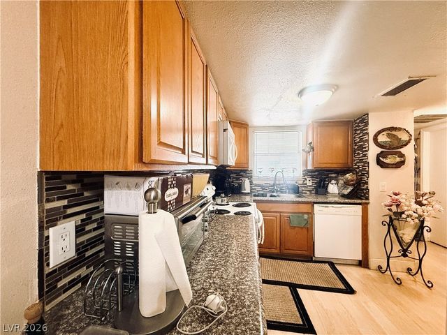 3823 South Maryland Parkway N9, Las Vegas, NV 89119
