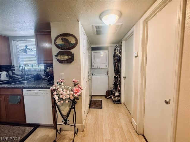 3823 South Maryland Parkway N9, Las Vegas, NV 89119
