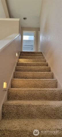 31605 8th Place SW, Federal Way, WA 98023