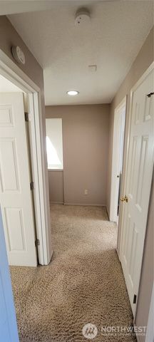 31605 8th Place SW, Federal Way, WA 98023