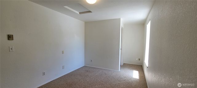 31605 8th Place SW, Federal Way, WA 98023