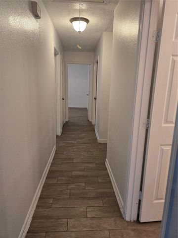 7611 Seminole Street, Baytown, TX 77521