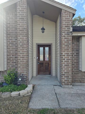 7611 Seminole Street, Baytown, TX 77521