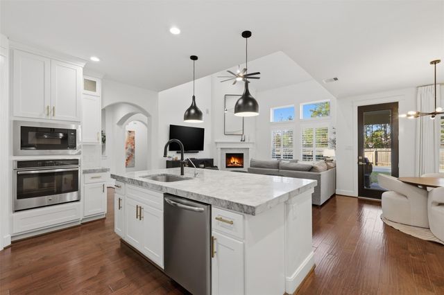 6810 Redwood Terrace Lane, Spring, TX 77389