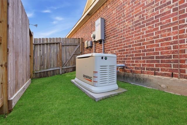 6810 Redwood Terrace Lane, Spring, TX 77389