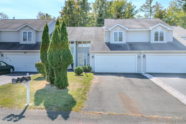 1016 Sterling Ridge Drive, Rensselaer, NY 12144