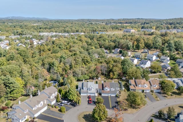 1016 Sterling Ridge Drive, Rensselaer, NY 12144