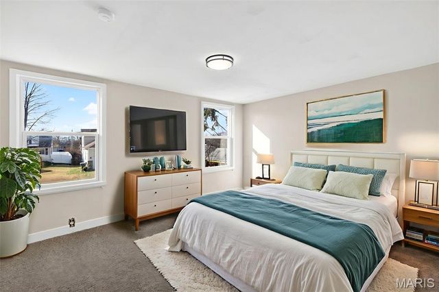 6973 Winona Avenue, St Louis, MO 63109