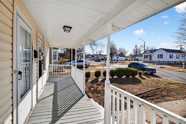 6973 Winona Avenue, St Louis, MO 63109