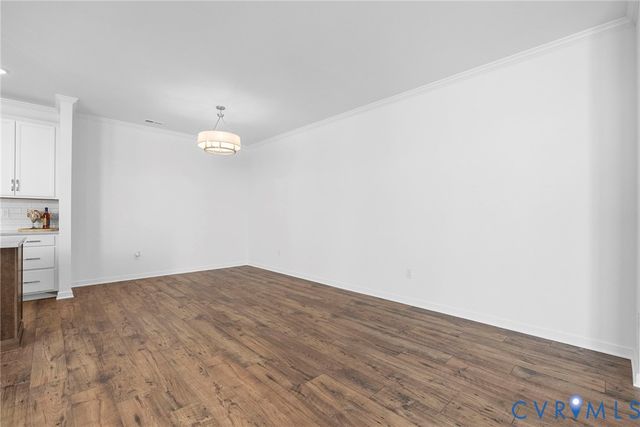 6726 Mayland Ridge Ln, Moseley, VA 23120