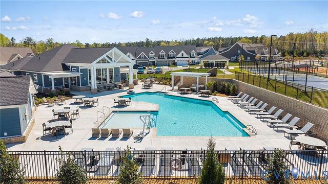 6726 Mayland Ridge Ln, Moseley, VA 23120