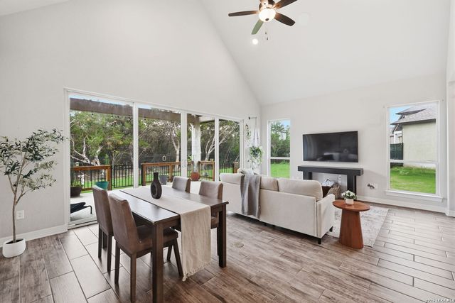 28410 BAILEY XING, San Antonio, TX 78260