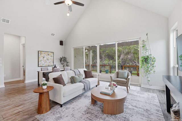 28410 BAILEY XING, San Antonio, TX 78260