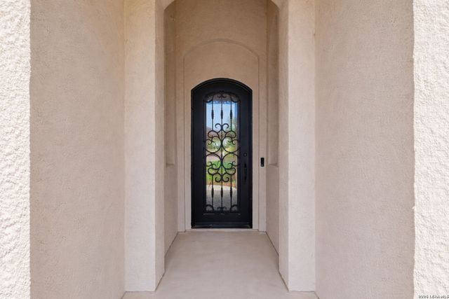 28410 BAILEY XING, San Antonio, TX 78260