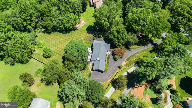 8009 EXODUS DR, Gaithersburg, MD 20882