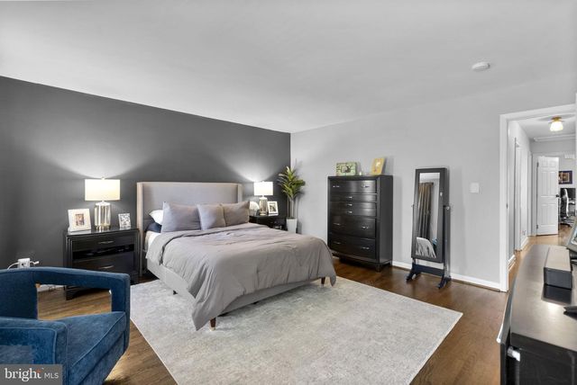 8009 EXODUS DR, Gaithersburg, MD 20882