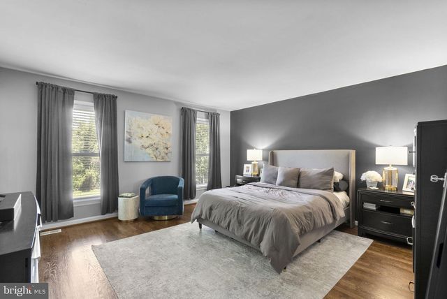 8009 EXODUS DR, Gaithersburg, MD 20882