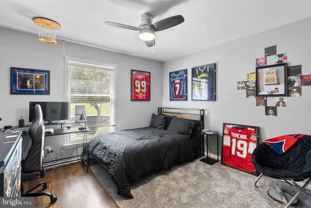 8009 EXODUS DR, Gaithersburg, MD 20882