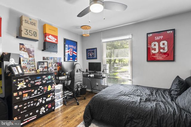 8009 EXODUS DR, Gaithersburg, MD 20882