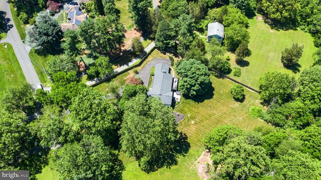 8009 EXODUS DR, Gaithersburg, MD 20882