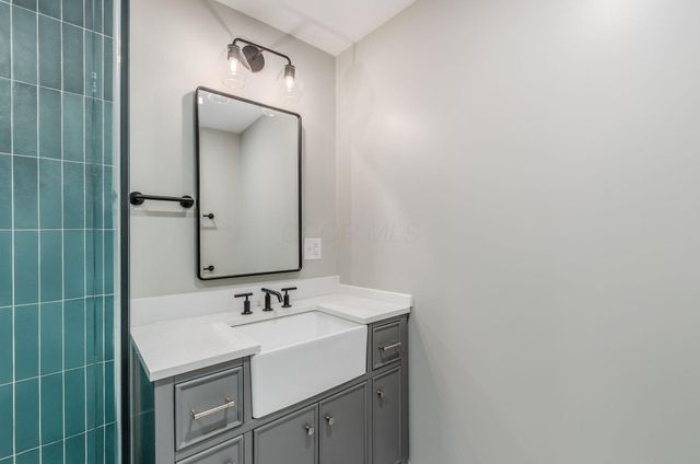 381 Northview Drive, Bexley, OH 43209