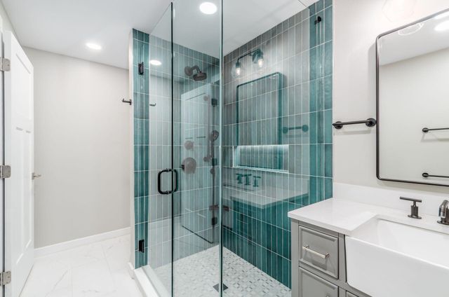 381 Northview Drive, Bexley, OH 43209