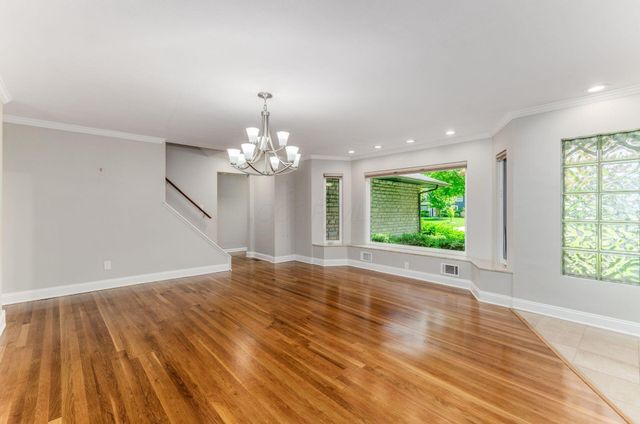 381 Northview Drive, Bexley, OH 43209