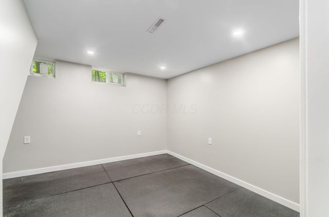 381 Northview Drive, Bexley, OH 43209