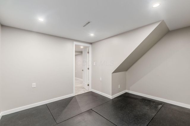 381 Northview Drive, Bexley, OH 43209