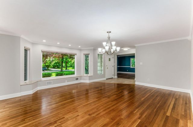 381 Northview Drive, Bexley, OH 43209