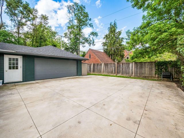 381 Northview Drive, Bexley, OH 43209